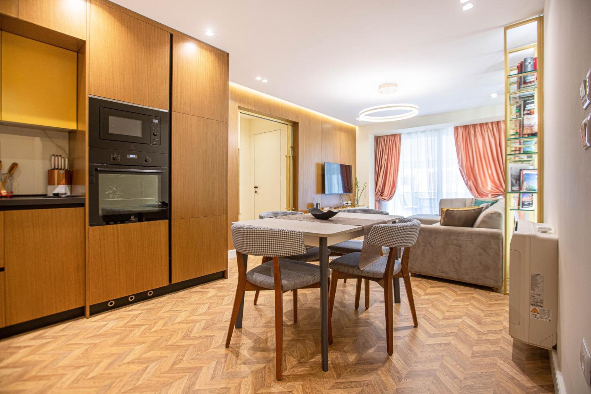 Center Fame House Apartment